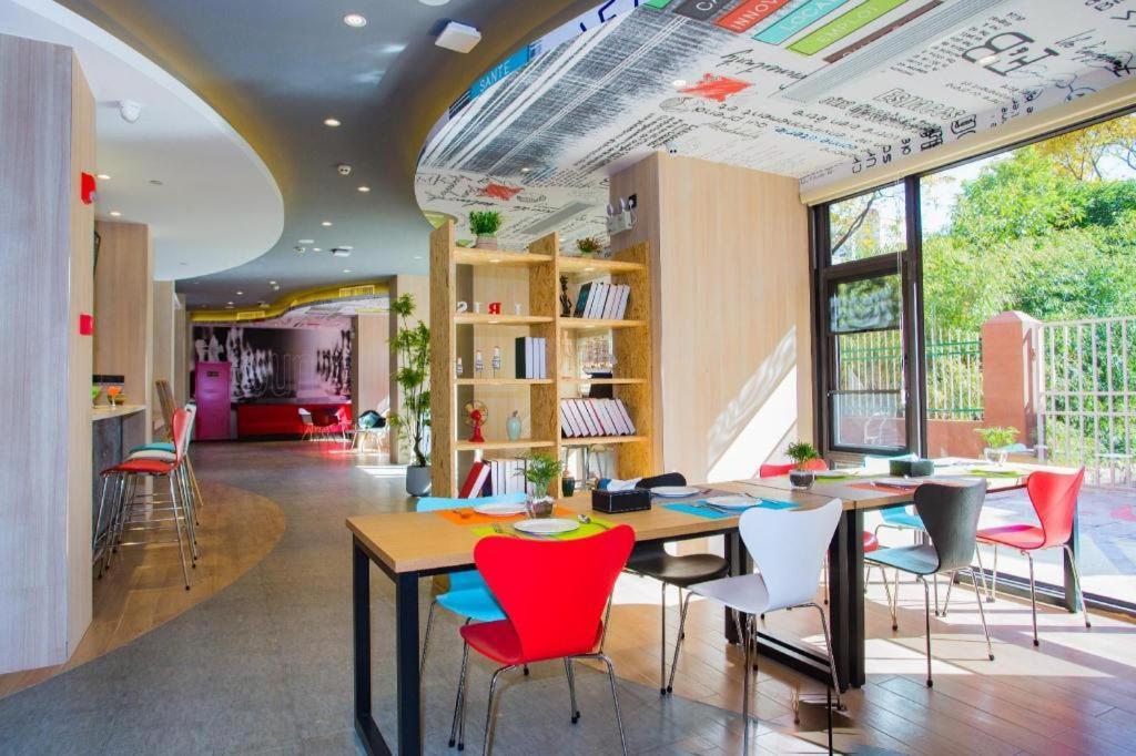 ibis Kunming Beijing Rd Hotel Bagian luar foto