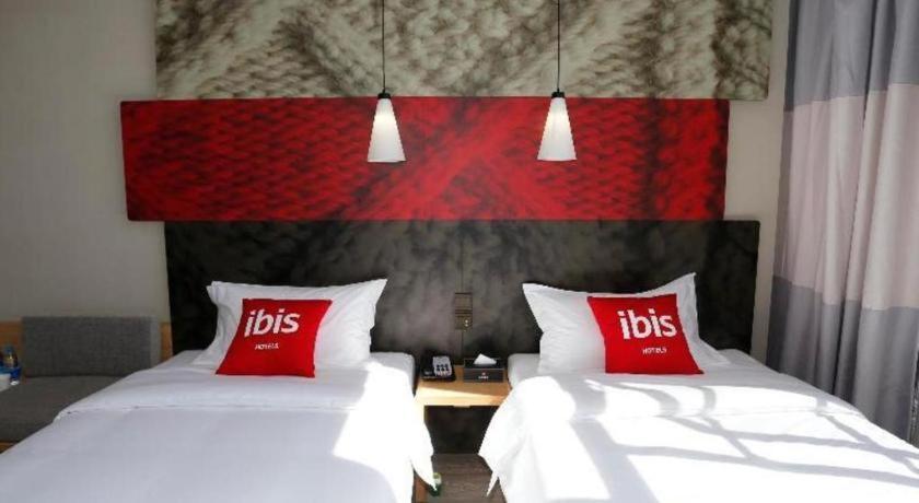 ibis Kunming Beijing Rd Hotel Bagian luar foto
