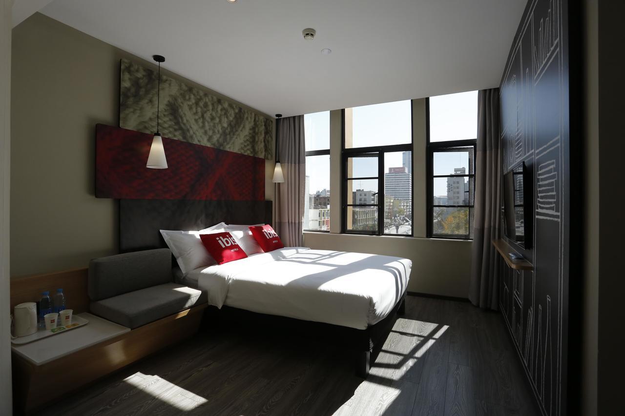 ibis Kunming Beijing Rd Hotel Bagian luar foto