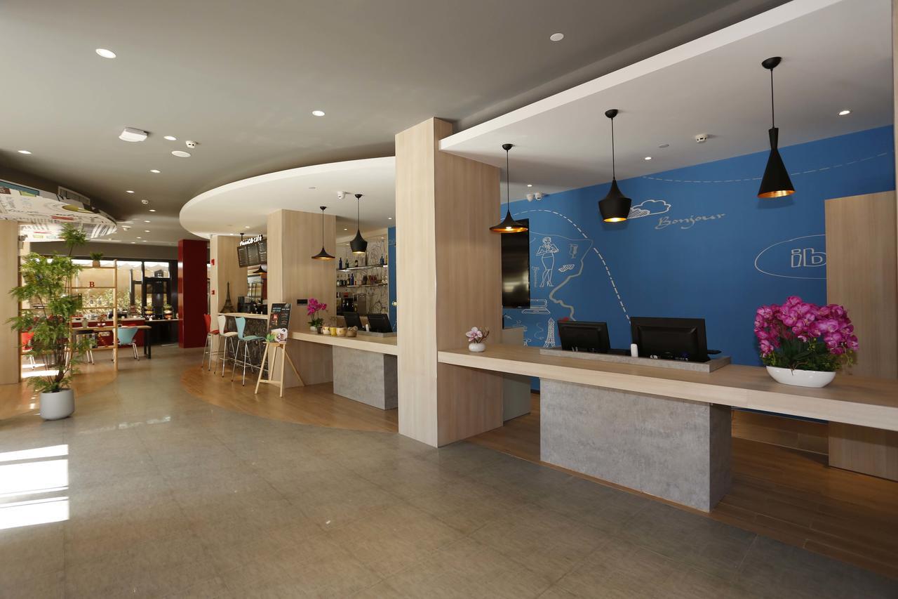 ibis Kunming Beijing Rd Hotel Bagian luar foto