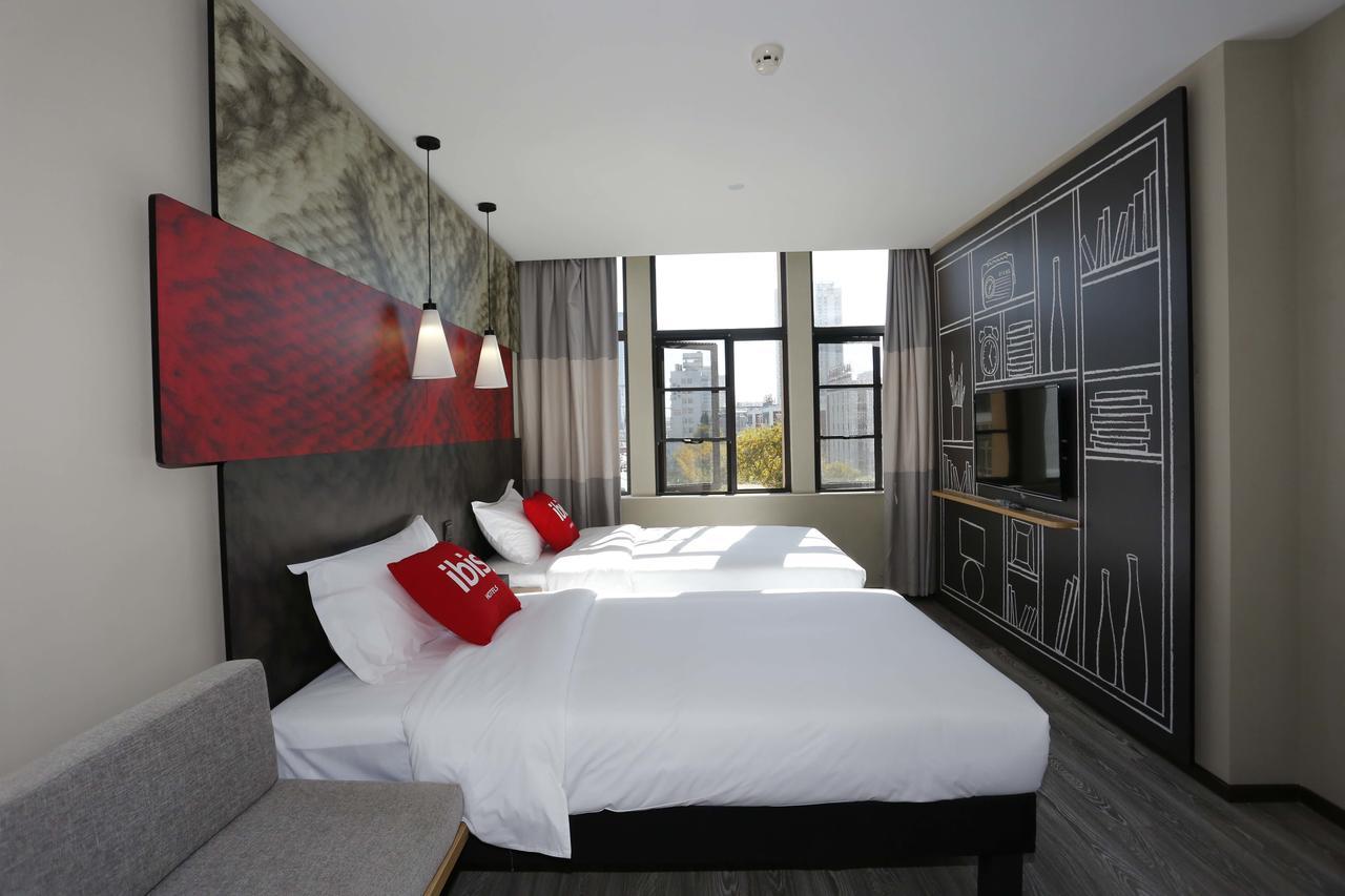 ibis Kunming Beijing Rd Hotel Bagian luar foto